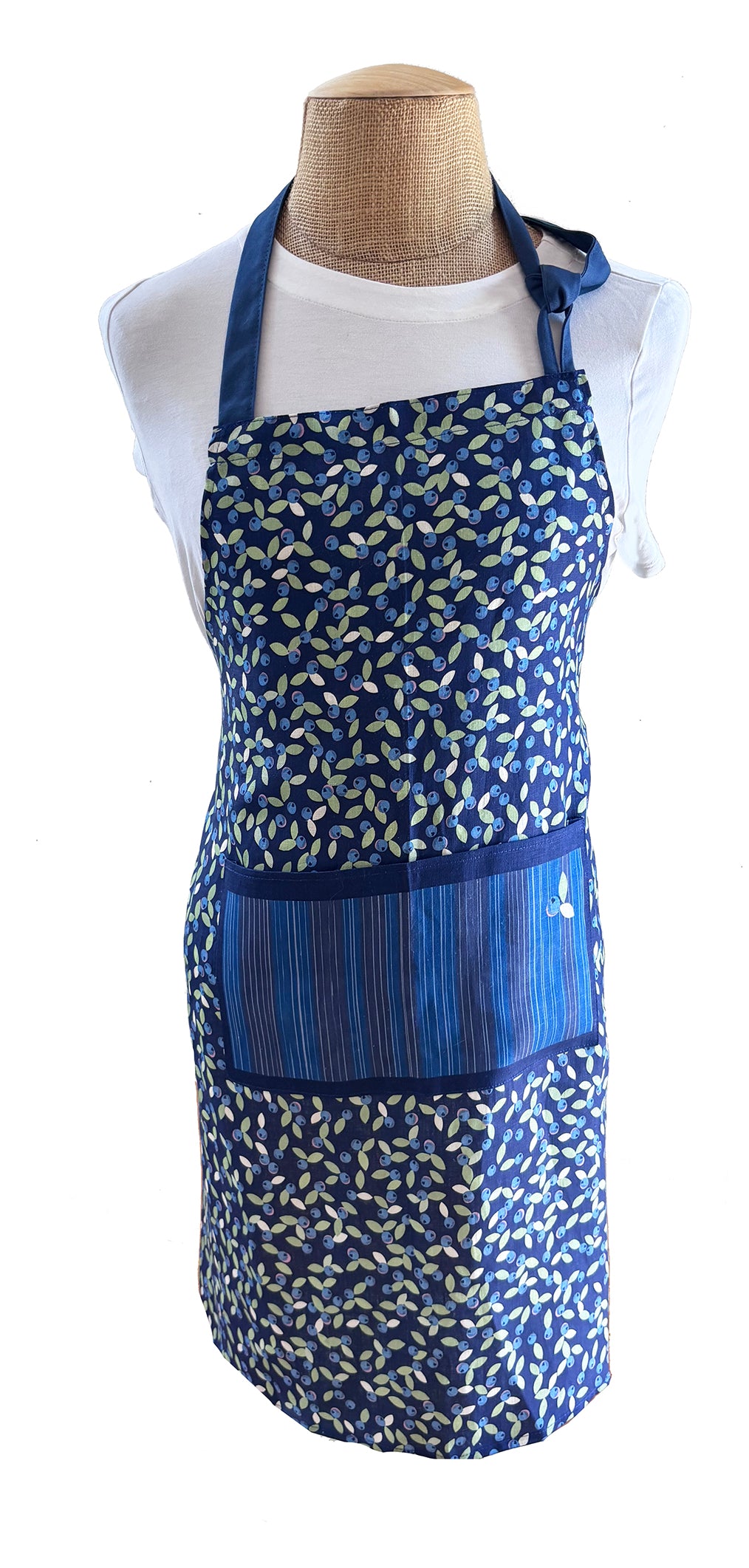 Be Wild sweet blueberry pattern 100% linen aprons in two sizes. Available in adult and child.