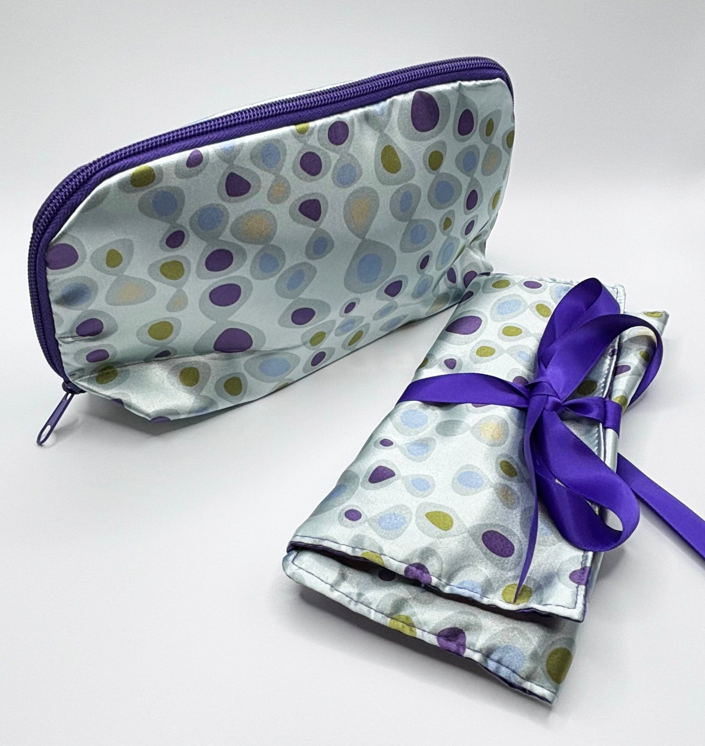 Satin Jewelry Roll and Make-up Bag set. Available in 3 patterns.