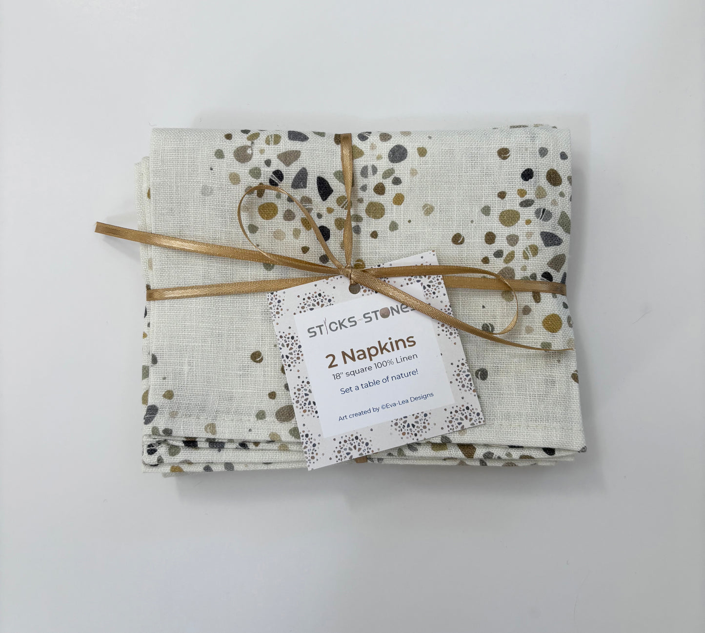 Rockspin 100% linen napkins celebrate the subtle beauty of nature. Set of 2.